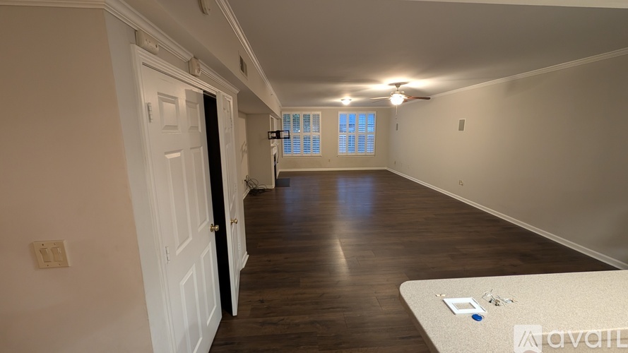 405 West 7th Street 2 Beds Condo for Rent - Photo gallery 3