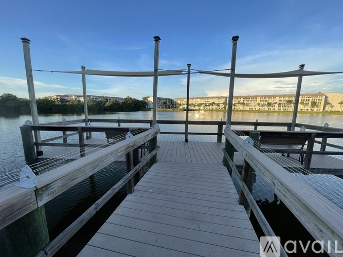 3693 Lake Bayshore Drive 1 Condo for Rent - Photo gallery 2