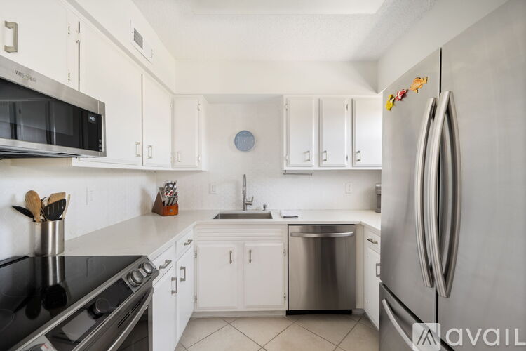 1441 Ocean Dr 2 Beds Apartment for Rent - Photo gallery 4