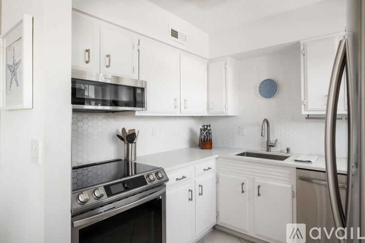 1441 Ocean Dr 2 Beds Apartment for Rent - Photo gallery 5