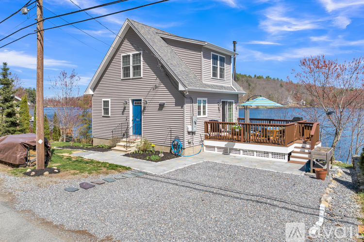 864 South Road 1 Single Family Home for Rent - Photo gallery 1