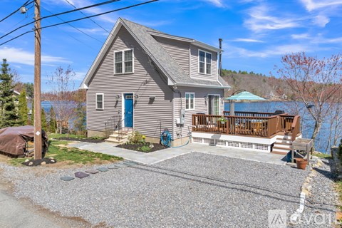 864 South Road 1 Apartment for Rent