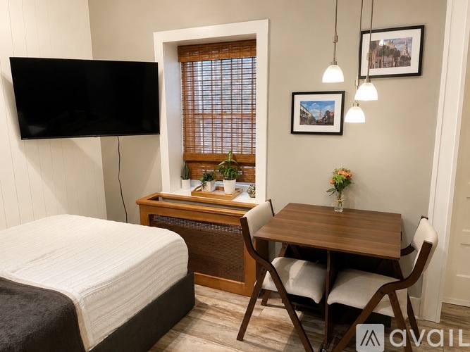 202 Ashley Avenue Studio Condo for Rent - Photo gallery 3