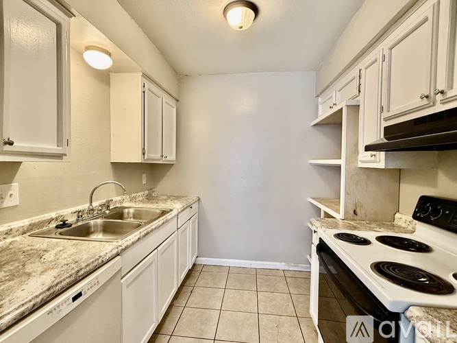 16023 Norwick Ave 3 Beds Townhouse for Rent - Photo gallery 5