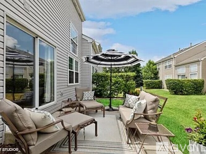 724 Silk Oak Lane 2 Beds Townhouse for Rent - Photo gallery 3