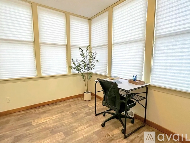 511 2nd St SE 3 Beds Single Family Home for Rent - Photo gallery 5