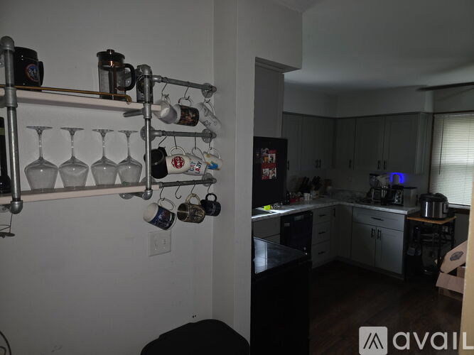 11459 West Forest Home Avenue 3 Beds Apartment for Rent - Photo gallery 2