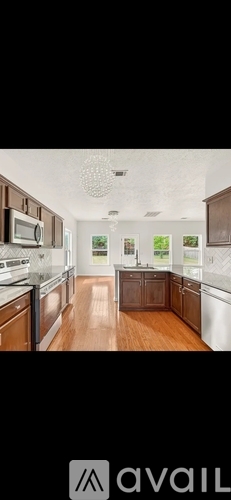 7296 Autumn Crossing Way 4 Beds Single Family Home for Rent - Photo gallery 4
