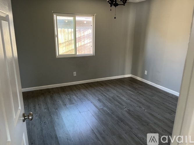 5917 Everett Avenue 2 Beds Single Family Home for Rent - Photo gallery 4