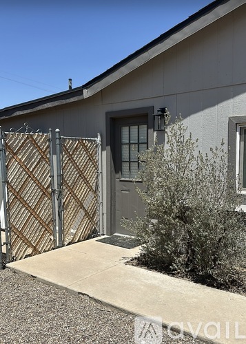 644 E Manor Dr 3 Beds Single Family Home for Rent - Photo gallery 3