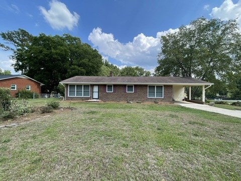 384 E Wimberly Street 3 Beds Apartment for Rent