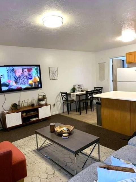 915 N 150 E 1 Apartment for Rent