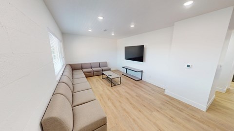 942 N University Ave 1 Apartment for Rent