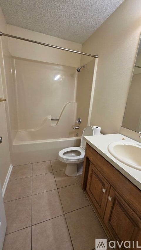 902 S Liberty Dr 3 Beds Apartment for Rent