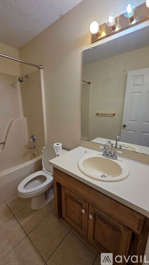 902 S Liberty Dr 3 Beds Single Family Home for Rent - Photo gallery 4