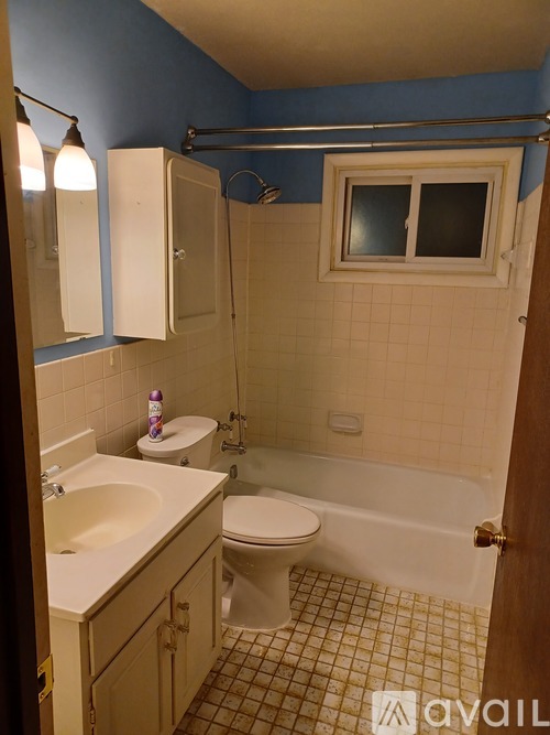10816 Dahlia St NW 4 Beds Single Family Home for Rent - Photo gallery 2