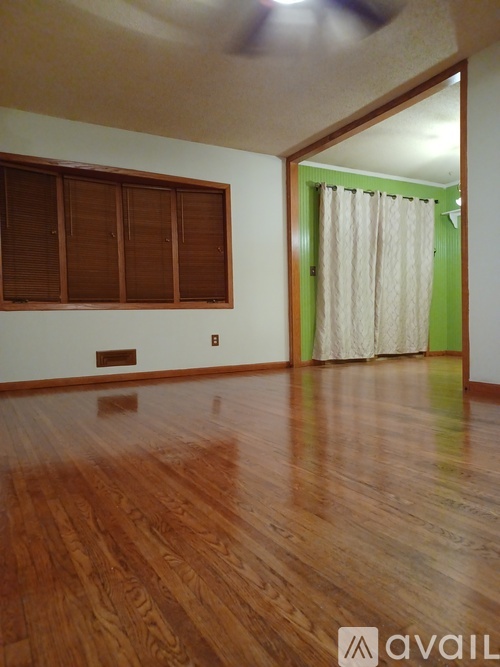 10816 Dahlia St NW 4 Beds Single Family Home for Rent - Photo gallery 3