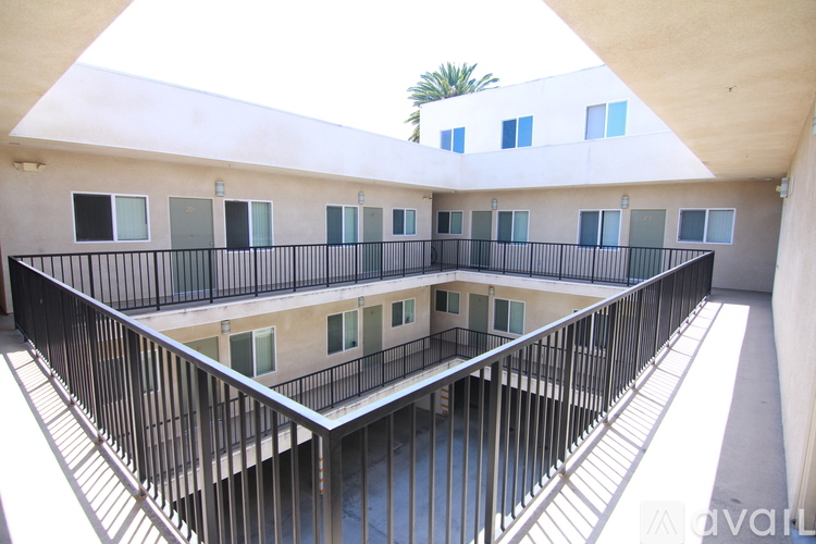 251 Robinson St 2 Beds Apartment for Rent - Photo gallery 5