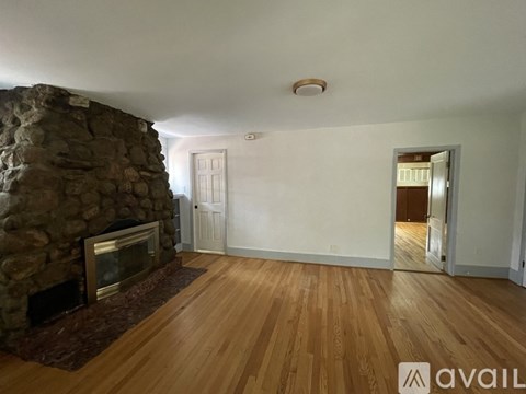 15 Wolfe Avenue 2 Beds Apartment for Rent