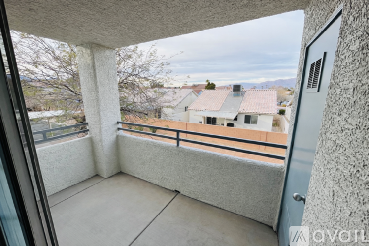 3318 N Decatur Blvd 2 Beds Condo for Rent - Photo gallery 3