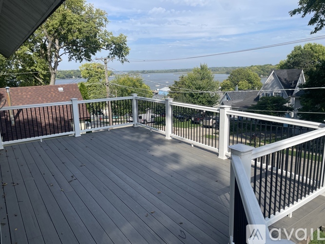172 Forest Ave 3 Beds Apartment for Rent - Photo gallery 2