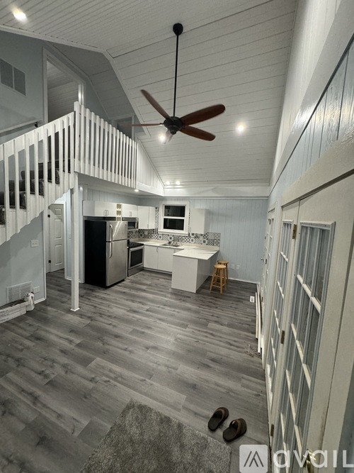 172 Forest Ave 3 Beds Apartment for Rent - Photo gallery 3