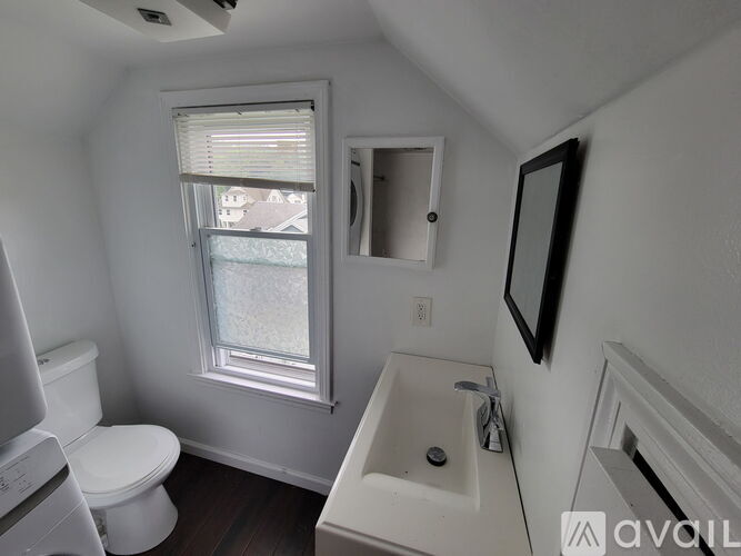 54 Golden Hill Street 2 Beds Apartment for Rent - Photo gallery 1
