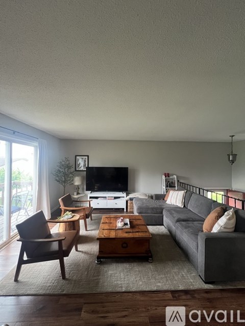 3119 Bellaire Avenue 3 Beds Apartment for Rent