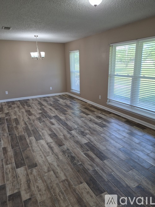 3878 Avalon Boulevard 3 Beds Single Family Home for Rent - Photo gallery 3