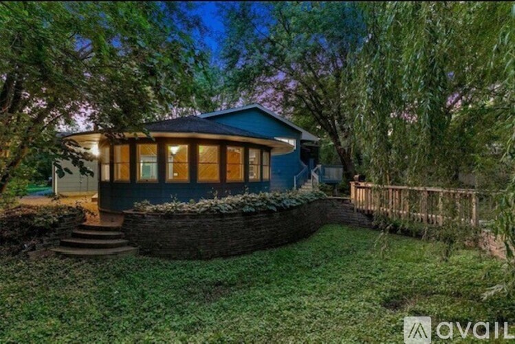 801 Corens Drive 5 Beds Single Family Home for Rent - Photo gallery 5