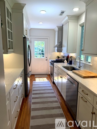 26 Nicholson Street 3 Beds Single Family Home for Rent - Photo gallery 3