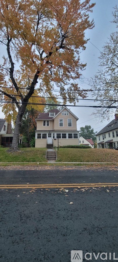 118 Warrenton Avenue 2 Beds Apartment for Rent