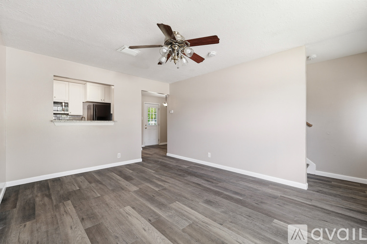 9210 Encino Village 3 Beds Single Family Home for Rent - Photo gallery 4