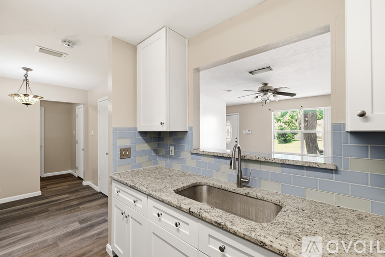 9210 Encino Village 3 Beds Single Family Home for Rent - Photo gallery 5