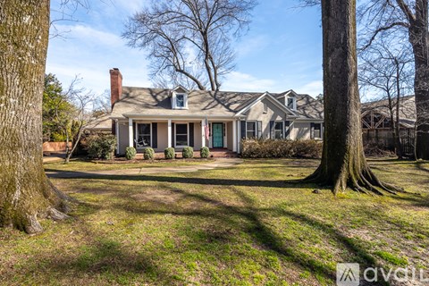 500 Colonial Road 4 Beds Apartment for Rent