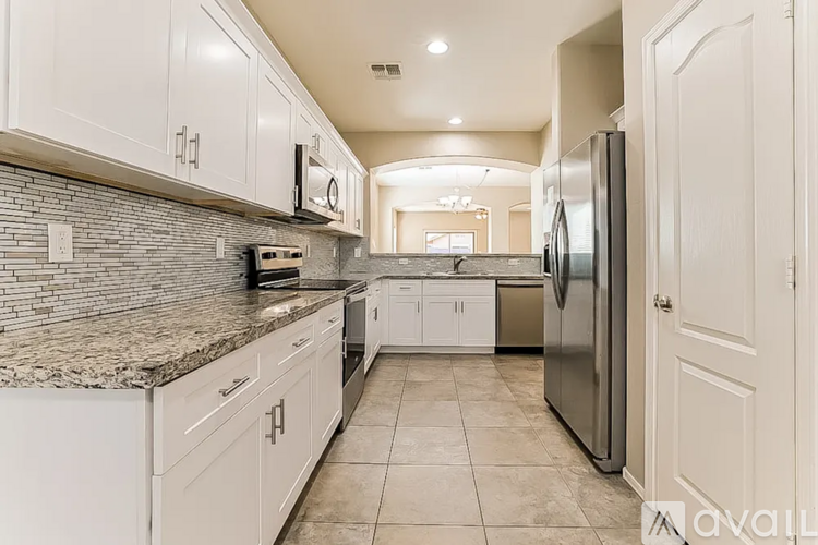 1684 W Matthews Dr 4 Beds Single Family Home for Rent - Photo gallery 5