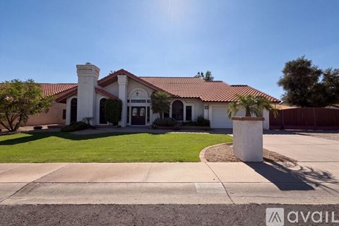 13817 N 50Th St 4 Beds Apartment for Rent
