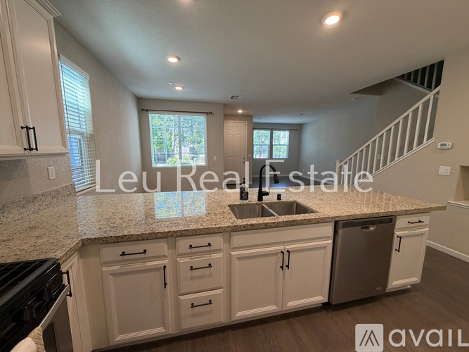 10842 Samasco Wy 3 Beds Single Family Home for Rent - Photo gallery 3