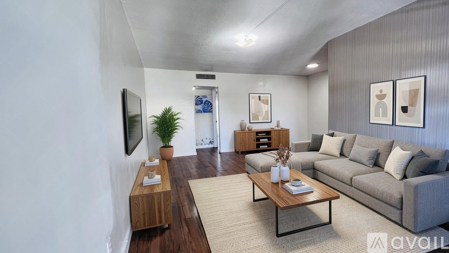 1100 NE 1st Ct 1 Apartment for Rent - Photo gallery 3