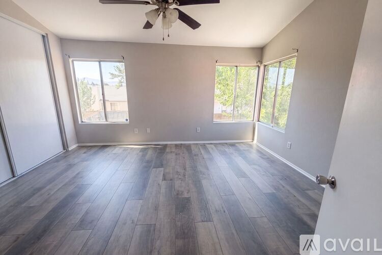 4257 Trenton Ave 3 Beds Single Family Home for Rent - Photo gallery 4