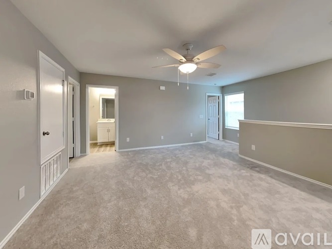 1423 Embrook Trl 4 Beds Single Family Home for Rent - Photo gallery 4