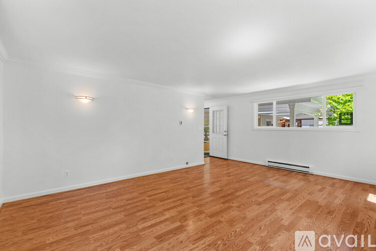 4109 S Reddick Rd 3 Beds Single Family Home for Rent - Photo gallery 3