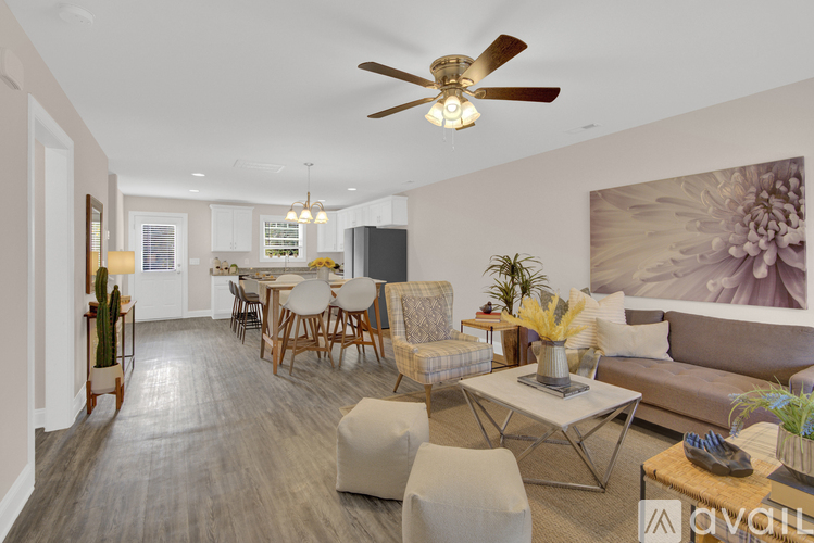 2833 Southwest Boulevard 4 Beds Single Family Home for Rent - Photo gallery 5