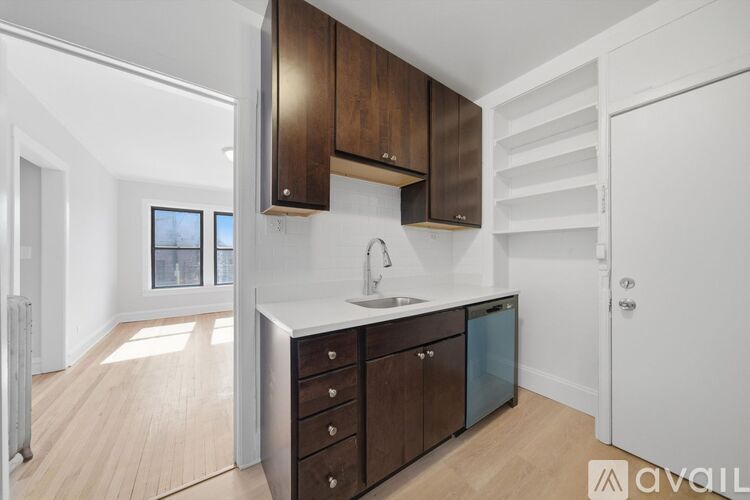 2706 N Spaulding Ave 1 Apartment for Rent - Photo gallery 1
