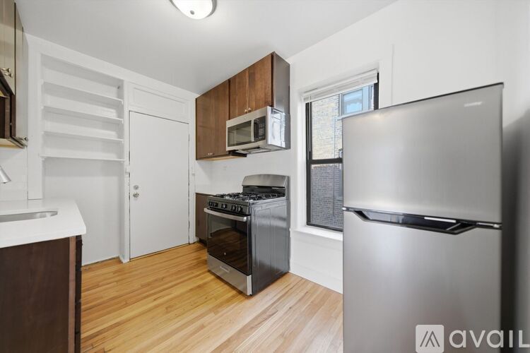 2706 N Spaulding Ave 1 Apartment for Rent - Photo gallery 2