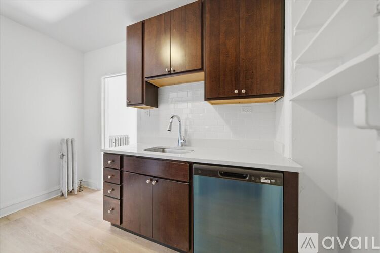 2706 N Spaulding Ave 1 Apartment for Rent - Photo gallery 4