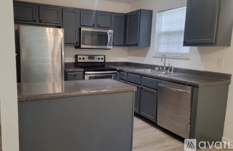7634 Stonewood Creek Dr 3 Beds Single Family Home for Rent - Photo gallery 2