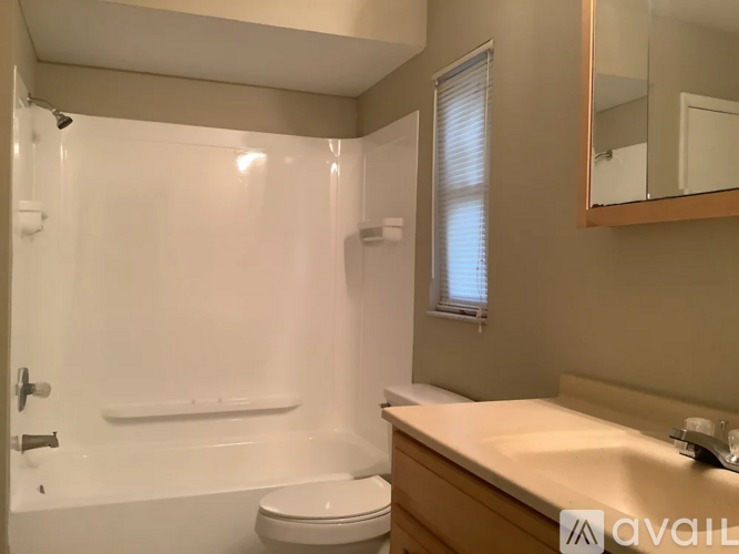 1227 Lornewood Dr 4 Beds Single Family Home for Rent - Photo gallery 5
