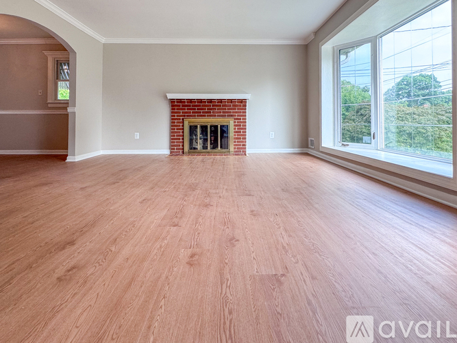 6718 Ruskin Street 7 Beds Single Family Home for Rent - Photo gallery 2