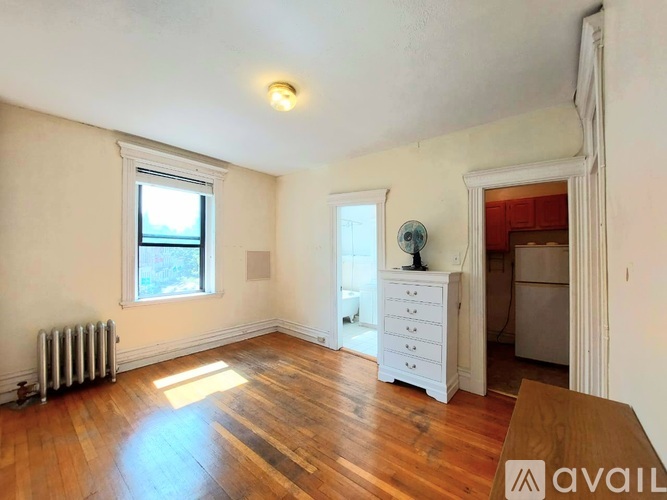 1111 Boylston St Studio Apartment for Rent - Photo gallery 3